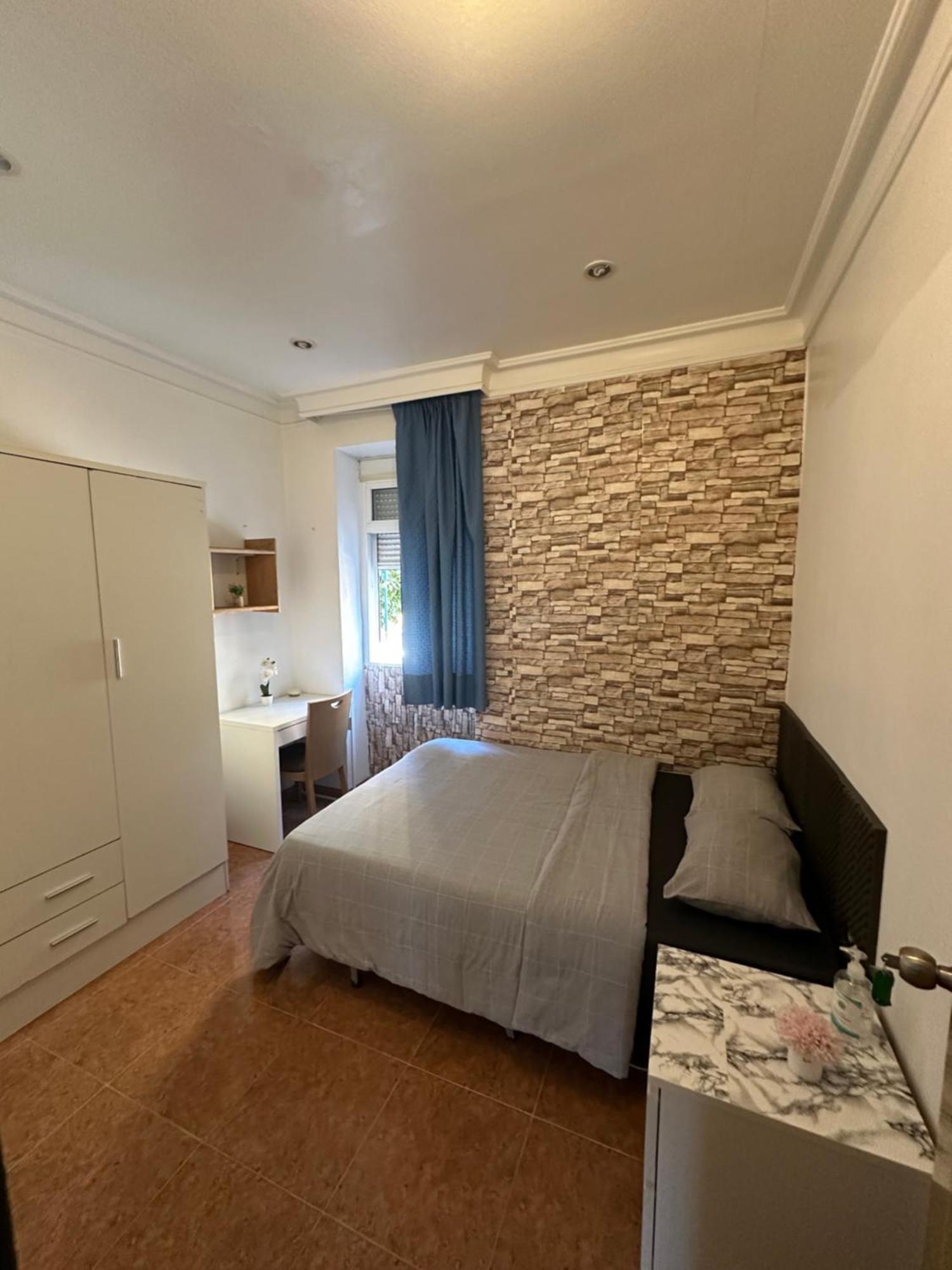 Habitacion En Piso Compartido En Malaga Capital Экстерьер фото